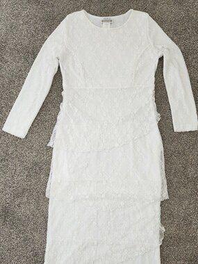 Dressed in White White lace dress Size Small
